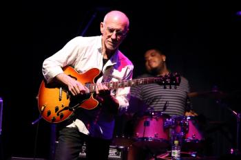 LARRY CARLTON: THE CRUSADERS REMEMBERED 